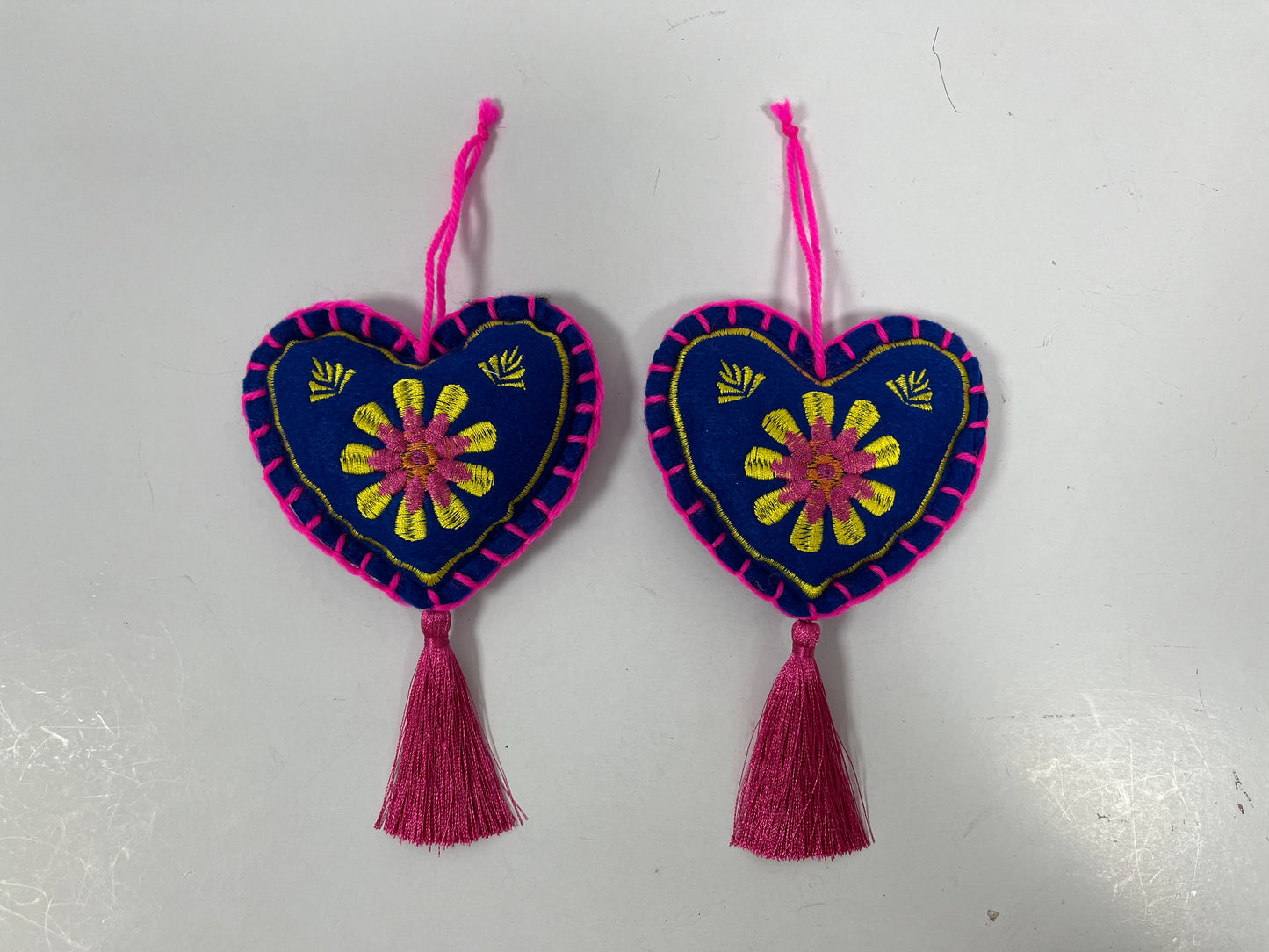 Premimum heart with embriodery hanging decoration, set of 2