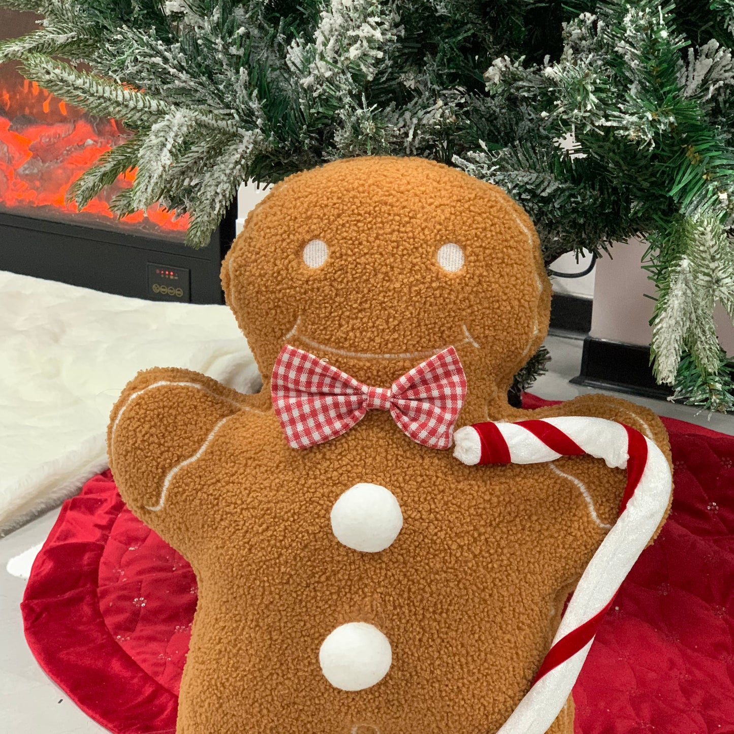 Gingerbread pillow